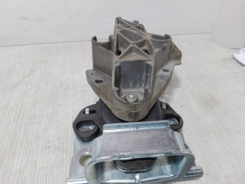 Recambio de taco motor derecho para renault express furgoneta/monovolumen (f40_, g40_) 1.9 d (f40r) referencia OEM IAM   