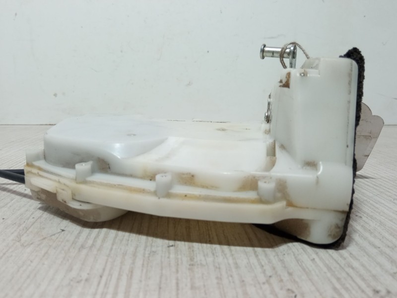 Recambio de cerradura puerta trasera derecha para suzuki swift iii (mz, ez) 1.3 ddis (rs 413d) referencia OEM IAM   