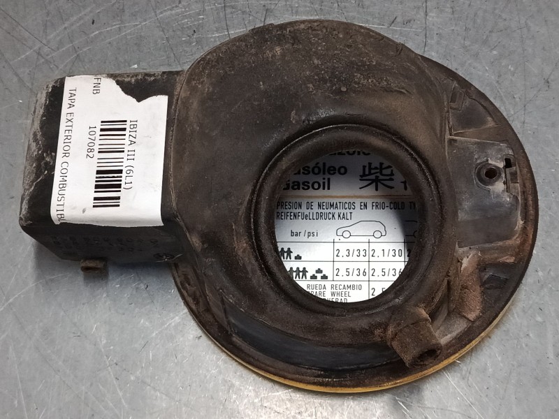 Recambio de tapa exterior combustible para seat ibiza iii (6l1) 1.9 tdi referencia OEM IAM   