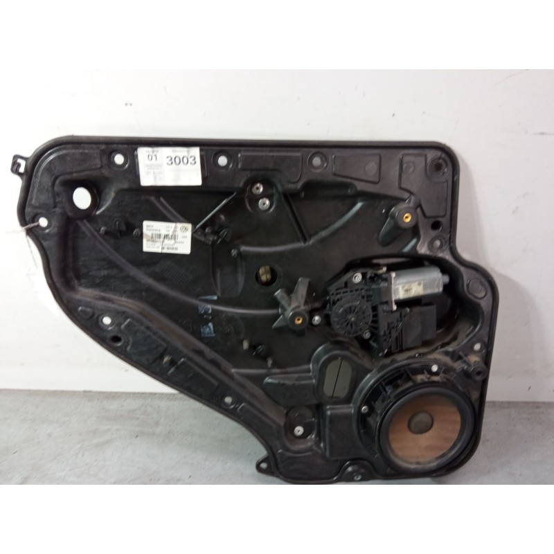 Recambio de elevalunas electrico trasero izquierdo para volkswagen golf vi (5k1) 1.2 tsi referencia OEM IAM 5K0959703D 5k4839729