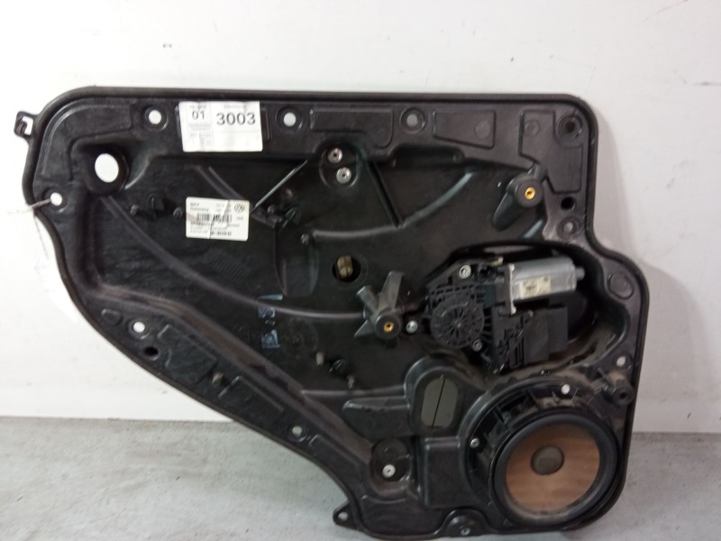 Recambio de elevalunas electrico trasero izquierdo para volkswagen golf vi (5k1) 1.2 tsi referencia OEM IAM 5K0959703D 5k4839729