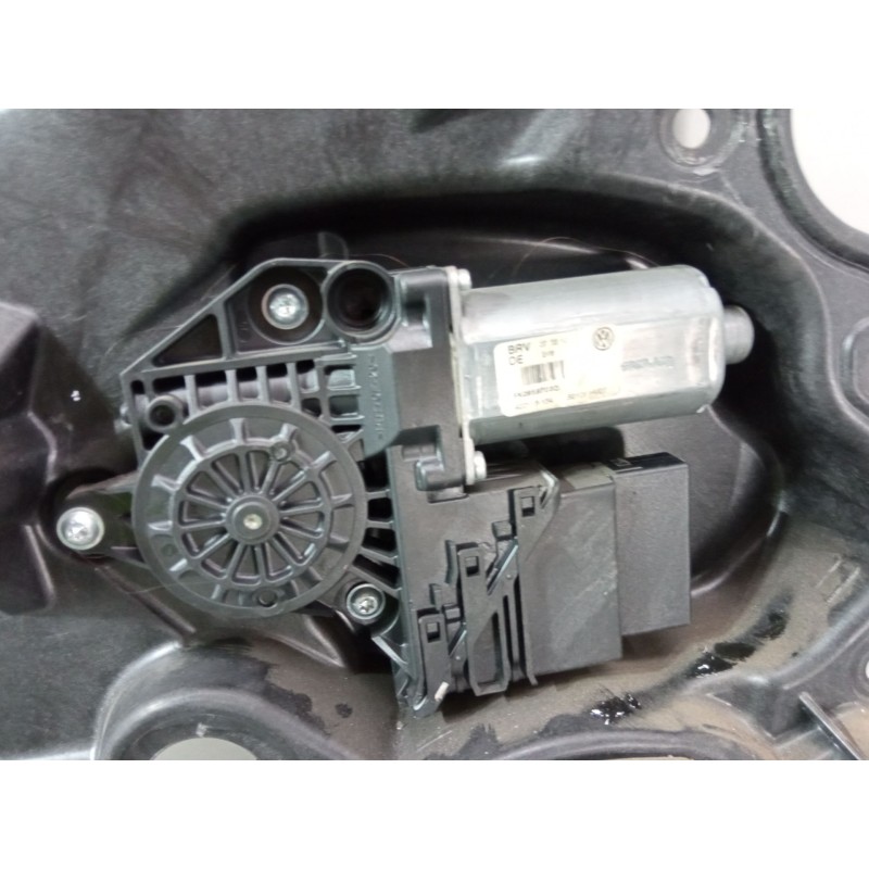 Recambio de elevalunas electrico trasero izquierdo para volkswagen golf vi (5k1) 1.2 tsi referencia OEM IAM 5K0959703D 5k4839729