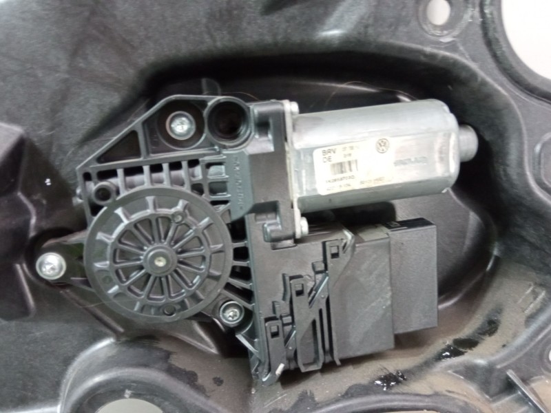 Recambio de elevalunas electrico trasero izquierdo para volkswagen golf vi (5k1) 1.2 tsi referencia OEM IAM 5K0959703D 5k4839729