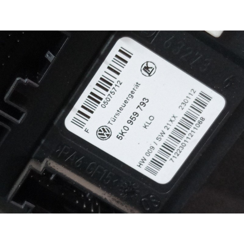 Recambio de elevalunas electrico delantero izquierdo para volkswagen golf vi (5k1) 1.2 tsi referencia OEM IAM 5K0959793 5k183772
