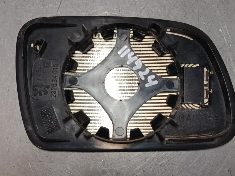 Recambio de cristal retrovisor izquierdo para peugeot 307 (3a/c) 2.0 hdi 90 referencia OEM IAM 232634015  
