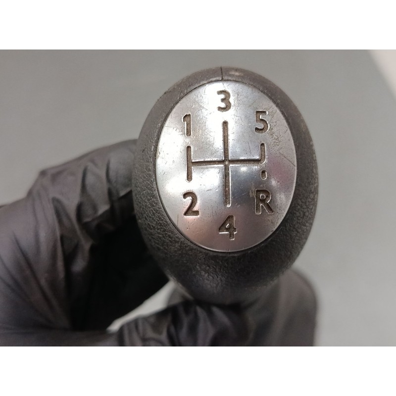 Recambio de pomo palanca cambio para dacia sandero ii (b8_) 1.5 dci 75 / blue dci 75 (b8jw, b8m4, b8ah, b8m7, b8m6) referencia O