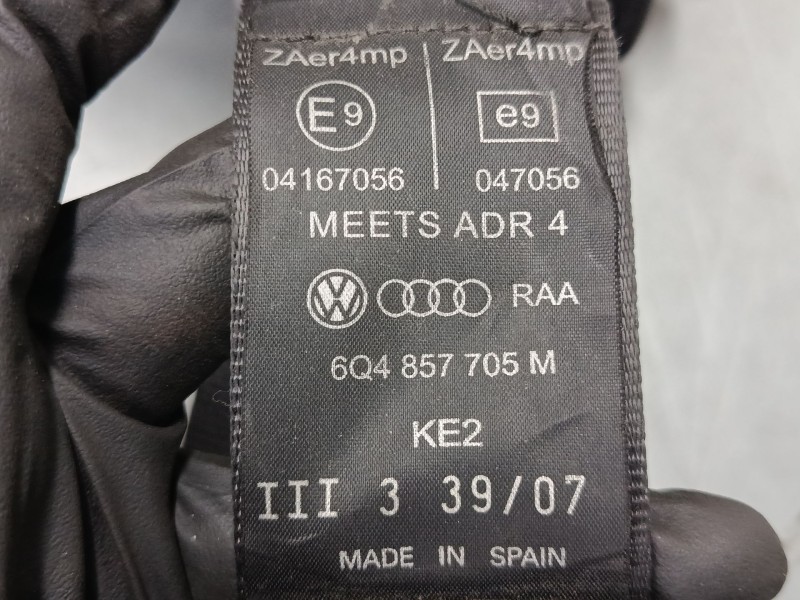 Recambio de cinturon seguridad delantero izquierdo para volkswagen polo iv (9n_, 9a_) 1.4 16v referencia OEM IAM 6Q4857705M  