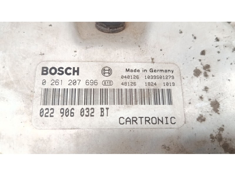 Recambio de centralita motor uce para porsche cayenne (9pa) s 4.5 referencia OEM IAM 022906032BT 0261207696 
