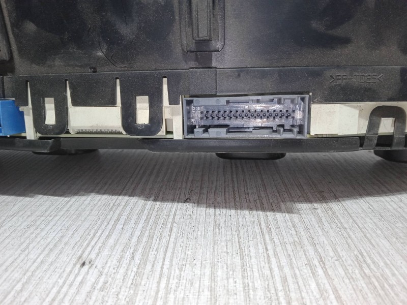 Recambio de cuadro instrumentos para lancia lybra (839_) 1.9 jtd (839.axi1a, 839.axn1a, 839.cxl1a) referencia OEM IAM 46841642e 