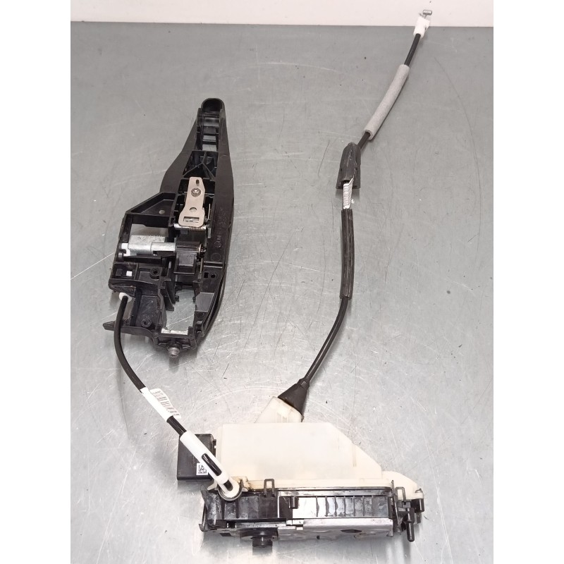 Recambio de cerradura puerta trasera izquierda para peugeot 208 i (ca_, cc_) 1.2 vti 82 referencia OEM IAM 9612501280  