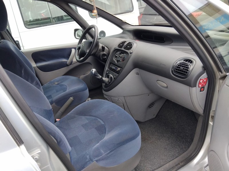 citroën xsara picasso (n68) del año 2004
