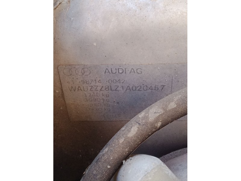 audi a3 (8l1) del año 2000