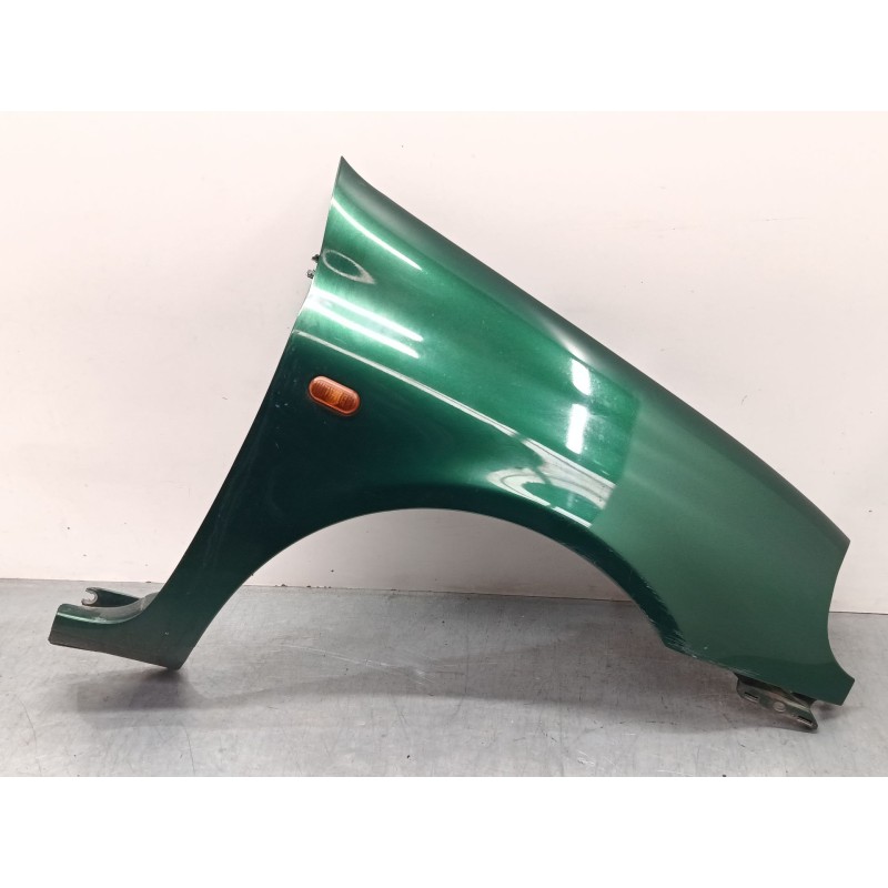 Recambio de aleta delantera derecha para renault clio ii (bb_, cb_) 1.6 (b/cb0d, bb00) referencia OEM IAM   