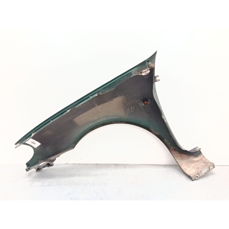 Recambio de aleta delantera derecha para renault clio ii (bb_, cb_) 1.6 (b/cb0d, bb00) referencia OEM IAM   