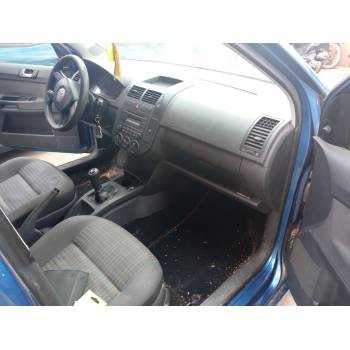 VOLKSWAGEN POLO IV (9N_, 9A_)