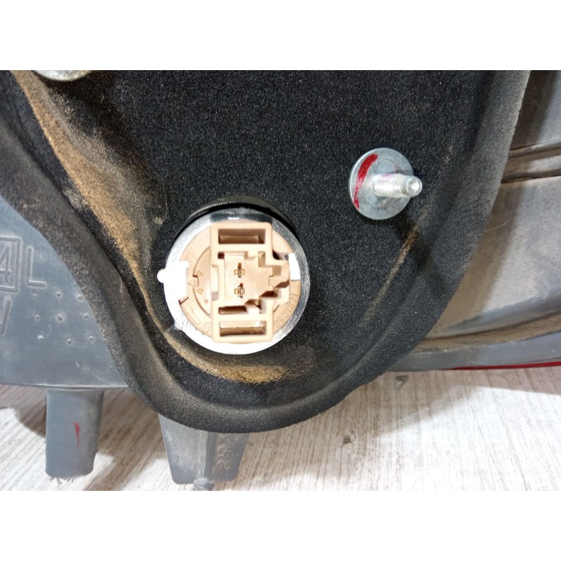 Recambio de piloto trasero izquierdo para honda jazz ii (gd_, ge3, ge2) 1.3 idsi (gd1) referencia OEM IAM   