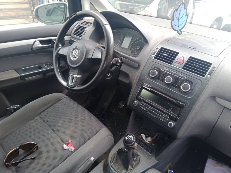 volkswagen touran (1t3) del año 2014