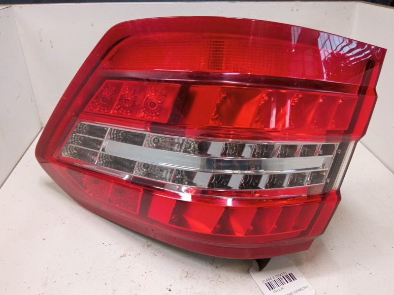 Recambio de piloto trasero derecho para mercedes-benz clase e (w212) e 350 cgi (212.057) referencia OEM IAM 2128204064  