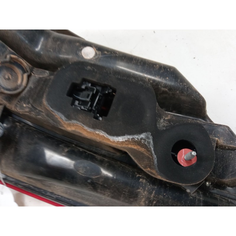 Recambio de piloto trasero derecho para mercedes-benz clase e (w212) e 350 cgi (212.057) referencia OEM IAM 2128204064  