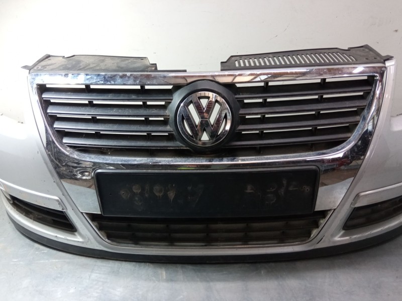 Recambio de paragolpes delantero para volkswagen passat b6 (3c2) 2.0 tdi 16v referencia OEM IAM   