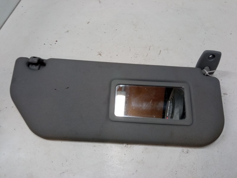 Recambio de parasol derecho para peugeot 106 ii (1a_, 1c_) 1.4 i referencia OEM IAM   