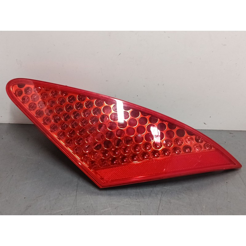Recambio de piloto trasero porton derecho para peugeot 307 cc (3b) 2.0 16v referencia OEM IAM 96413006JE 25600202 