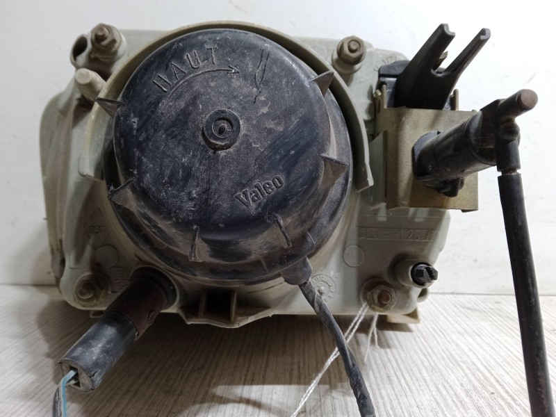 Recambio de faro derecho para renault express furgoneta/monovolumen (f40_, g40_) 1.9 d (f40r) referencia OEM IAM   