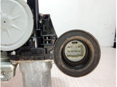 Recambio de elevalunas electrico delantero derecho para suzuki swift iii (mz, ez) 1.3 ddis (rs 413d) referencia OEM IAM 83430-63 2