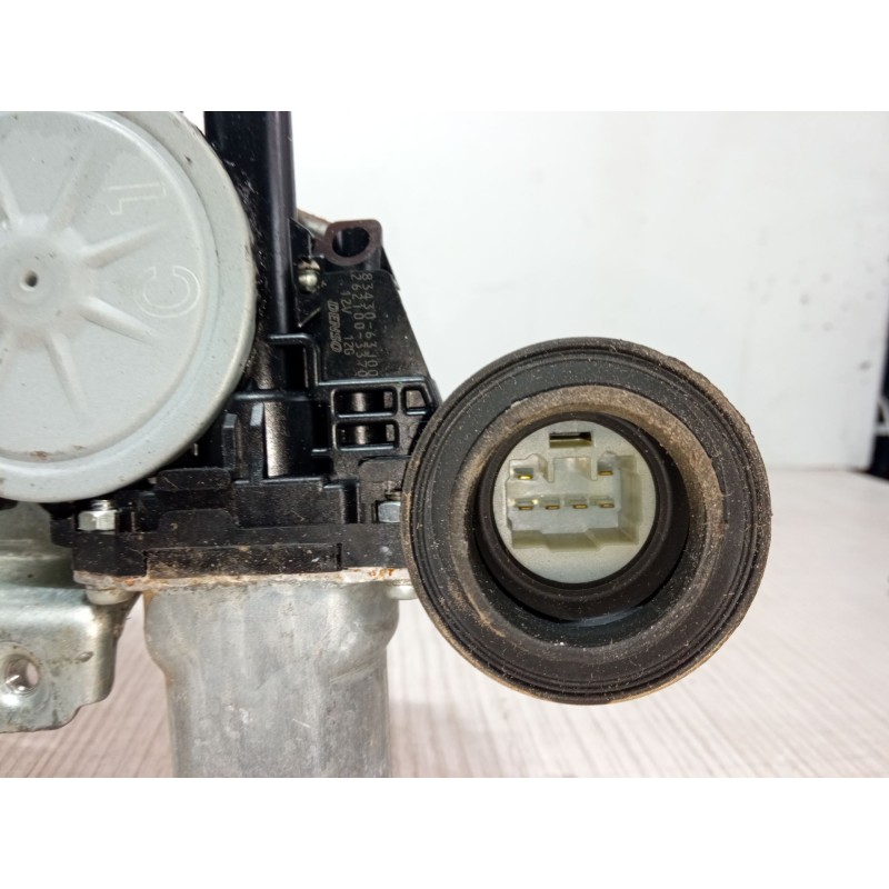 Recambio de elevalunas electrico delantero derecho para suzuki swift iii (mz, ez) 1.3 ddis (rs 413d) referencia OEM IAM 83430-63