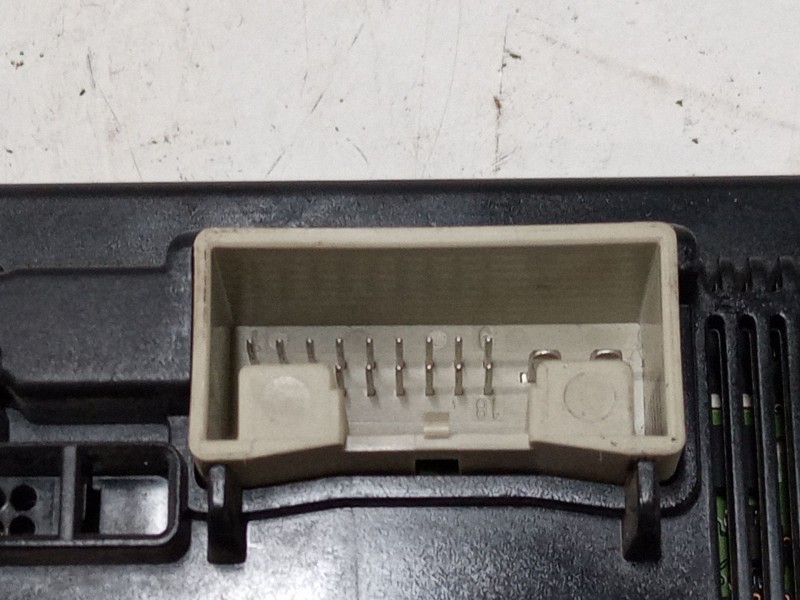 Recambio de mando climatizador para volkswagen golf vi (5k1) 1.2 tsi referencia OEM IAM 5K0907044ER  