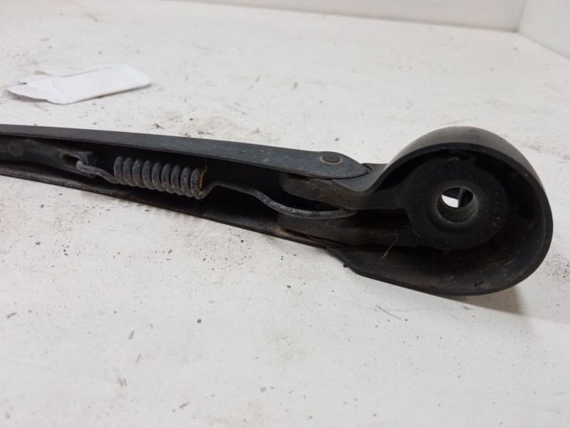 Recambio de brazo limpia trasero para seat ibiza iii (6l1) 1.4 16v referencia OEM IAM   