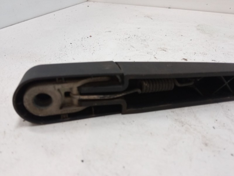 Recambio de brazo limpia trasero para peugeot 207/207+ (wa_, wc_) 1.6 16v referencia OEM IAM   