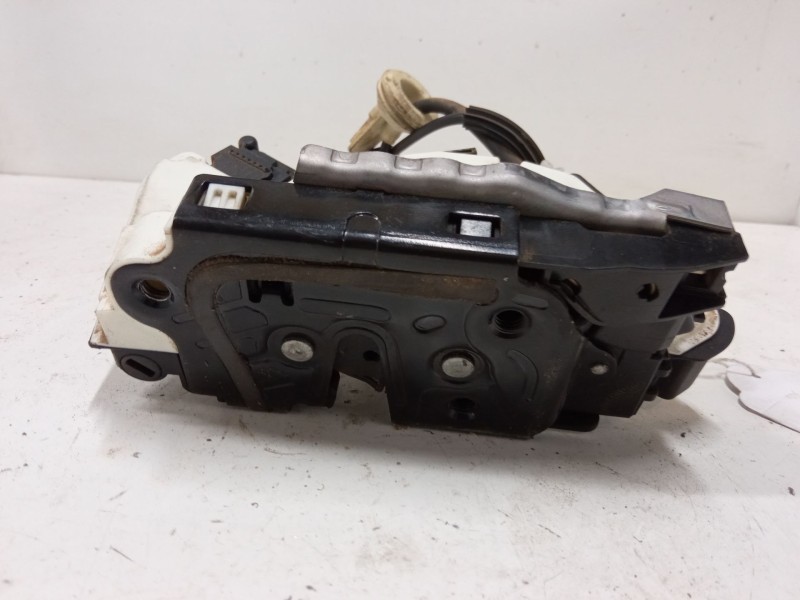 Recambio de cerradura puerta delantera derecha para volkswagen golf vi (5k1) 1.2 tsi referencia OEM IAM 5K1837016D  