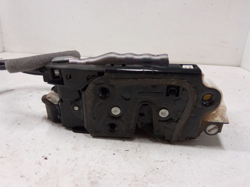 Recambio de cerradura puerta trasera izquierda para volkswagen golf vi (5k1) 1.2 tsi referencia OEM IAM 5K4839015M  