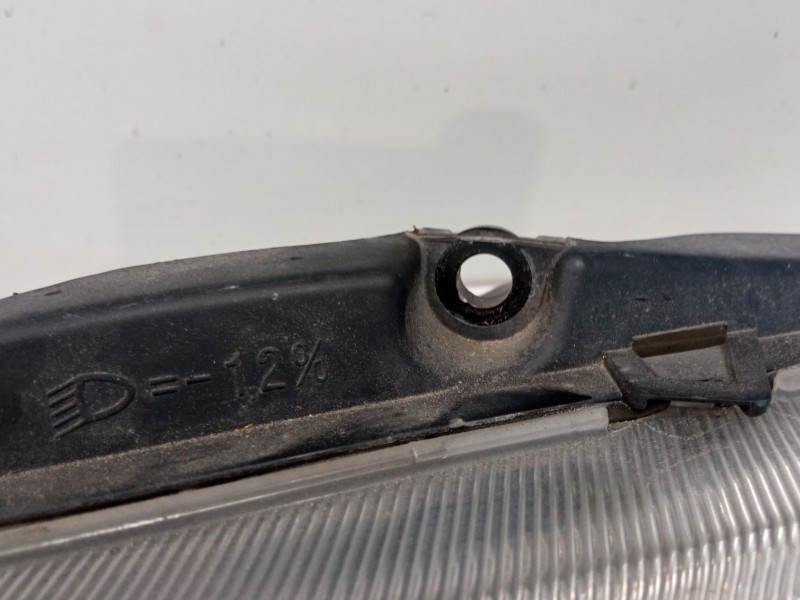 Recambio de faro izquierdo para peugeot 106 ii (1a_, 1c_) 1.4 i referencia OEM IAM   