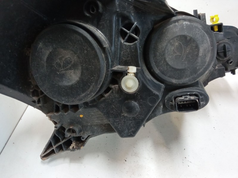 Recambio de faro izquierdo para citroën c3 ii (sc_) 1.0 vti 68 referencia OEM IAM   