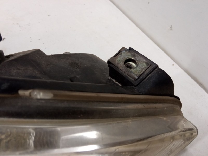 Recambio de faro derecho para peugeot 206 hatchback (2a/c) 2.0 hdi 90 referencia OEM IAM 9628666780  