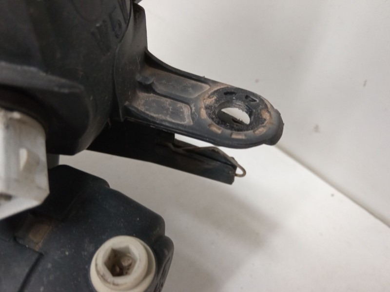 Recambio de faro derecho para peugeot 206 hatchback (2a/c) 2.0 hdi 90 referencia OEM IAM 9628666780  