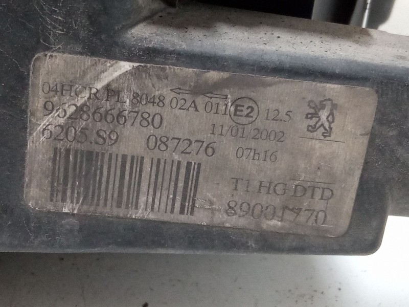 Recambio de faro derecho para peugeot 206 hatchback (2a/c) 2.0 hdi 90 referencia OEM IAM 9628666780  