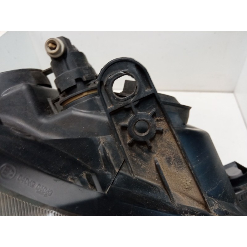 Recambio de faro derecho para renault clio iii (br0/1, cr0/1) 1.5 dci (br17, cr17) referencia OEM IAM   