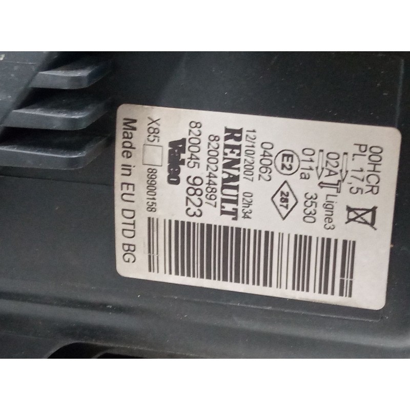 Recambio de faro derecho para renault clio iii (br0/1, cr0/1) 1.5 dci (br17, cr17) referencia OEM IAM   