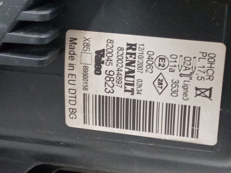 Recambio de faro derecho para renault clio iii (br0/1, cr0/1) 1.5 dci (br17, cr17) referencia OEM IAM   