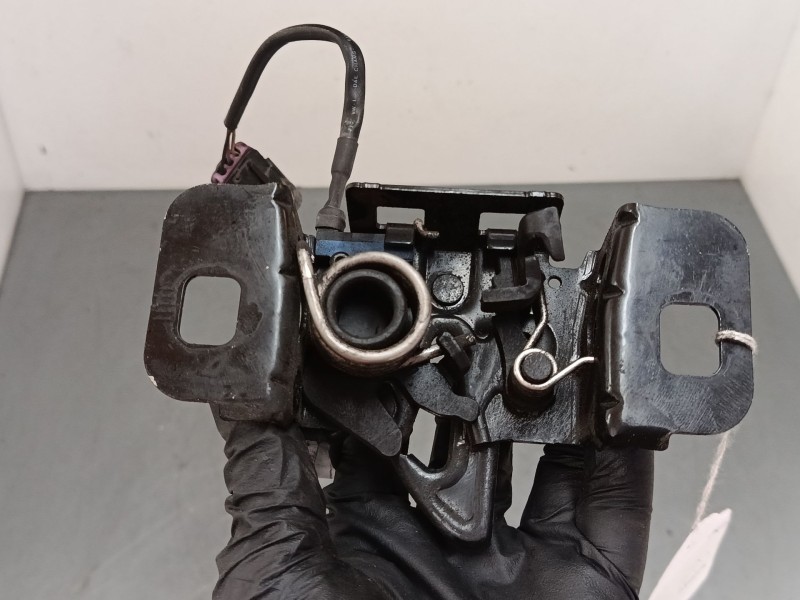 Recambio de cerradura capo para chevrolet cruze (j300) 2.0 cdi referencia OEM IAM   