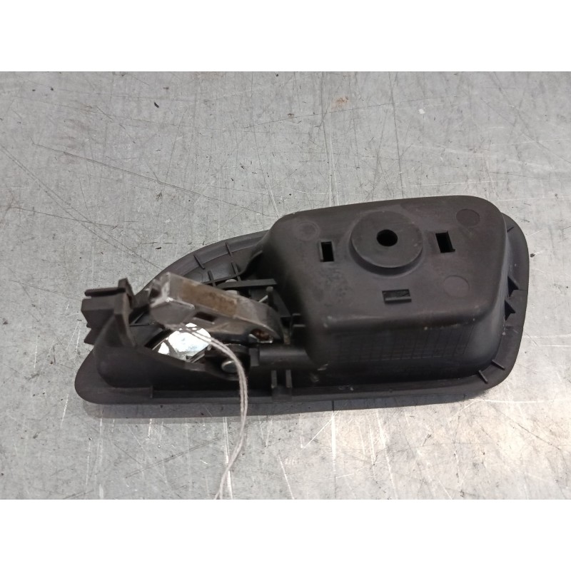 Recambio de maneta interior puerta delantera derecha para chevrolet cruze (j300) 2.0 cdi referencia OEM IAM 96845904  