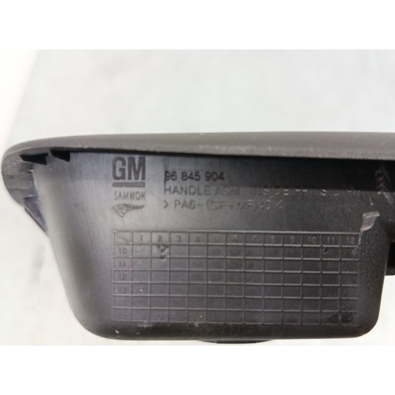 Recambio de maneta interior puerta delantera derecha para chevrolet cruze (j300) 2.0 cdi referencia OEM IAM 96845904  