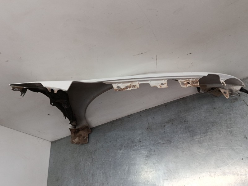 Recambio de aleta delantera izquierda para chevrolet cruze (j300) 2.0 cdi referencia OEM IAM   