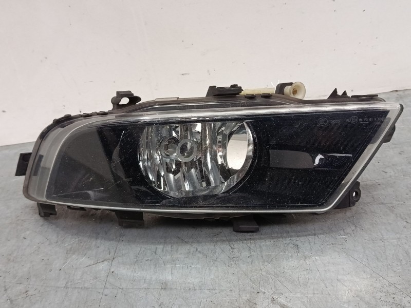Recambio de faro antiniebla derecho para skoda superb ii (3t4) 2.0 tdi 16v referencia OEM IAM 3T0941700C 7690100001 