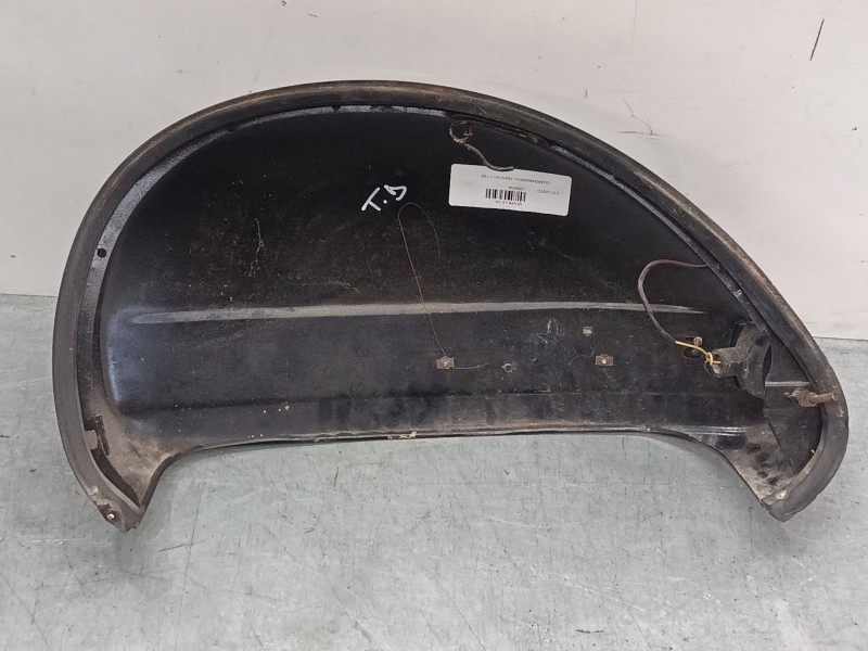 Recambio de guardabarros trasero derecho para piaggio vespa lx 50 referencia OEM IAM   