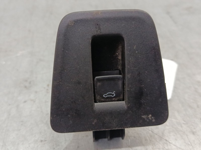 Recambio de boton apertura porton para volkswagen tiguan (ad1, ax1) 2.0 tdi referencia OEM IAM 3G0959831  