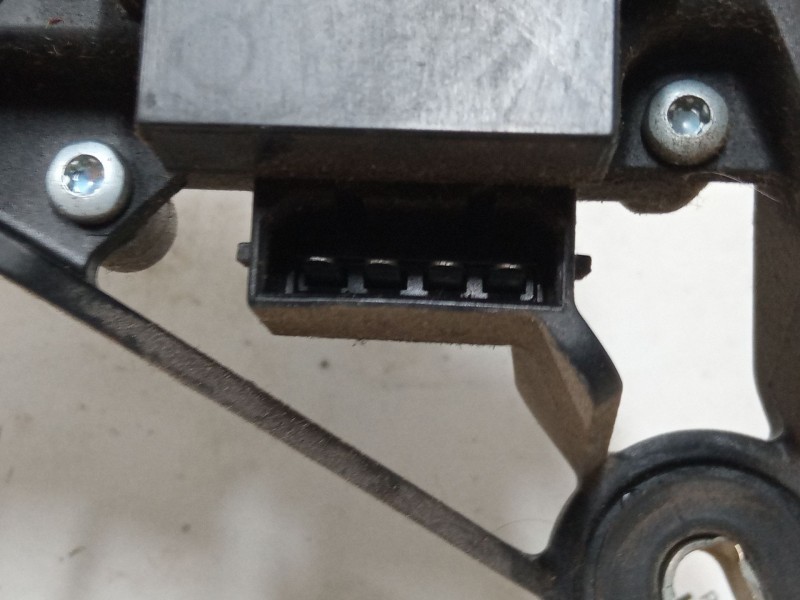 Recambio de motor limpia trasero para volkswagen polo iv (9n_, 9a_) 1.4 16v referencia OEM IAM   